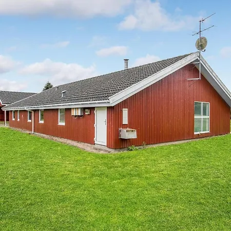 Stunning In With 6 Bedrooms, Sauna And Wifi Hébergement de vacances